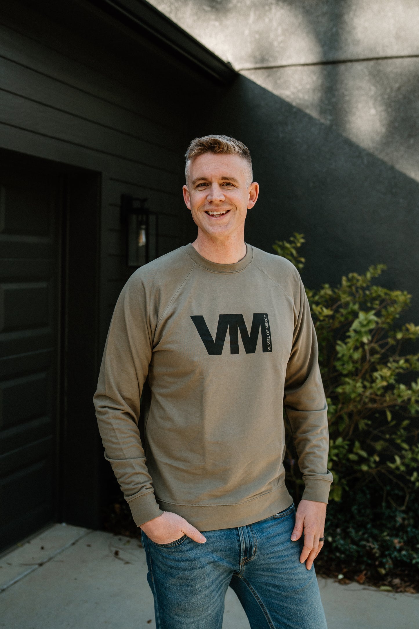 Green long sleeve sweatshirt VM logo