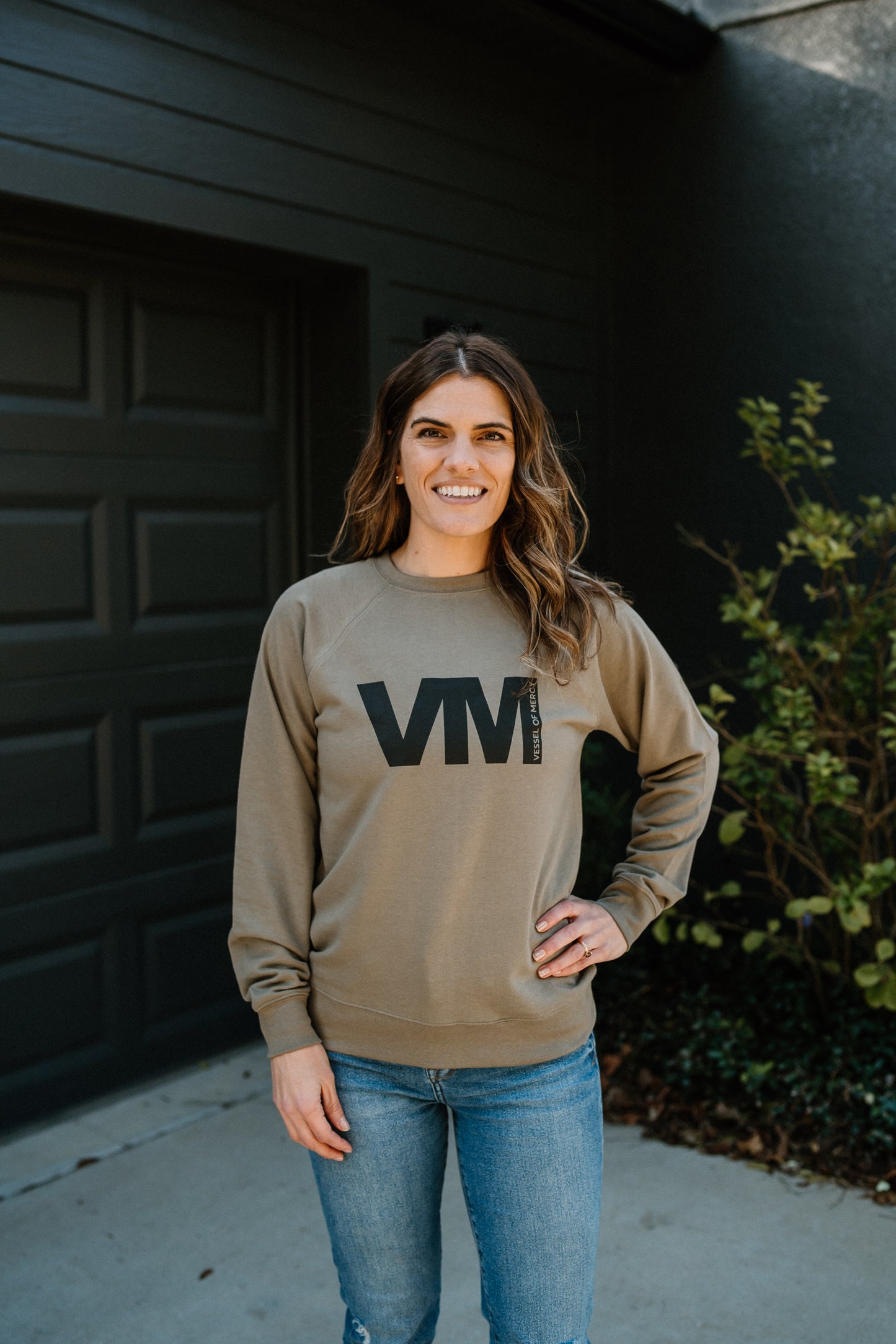 Green long sleeve sweatshirt VM logo