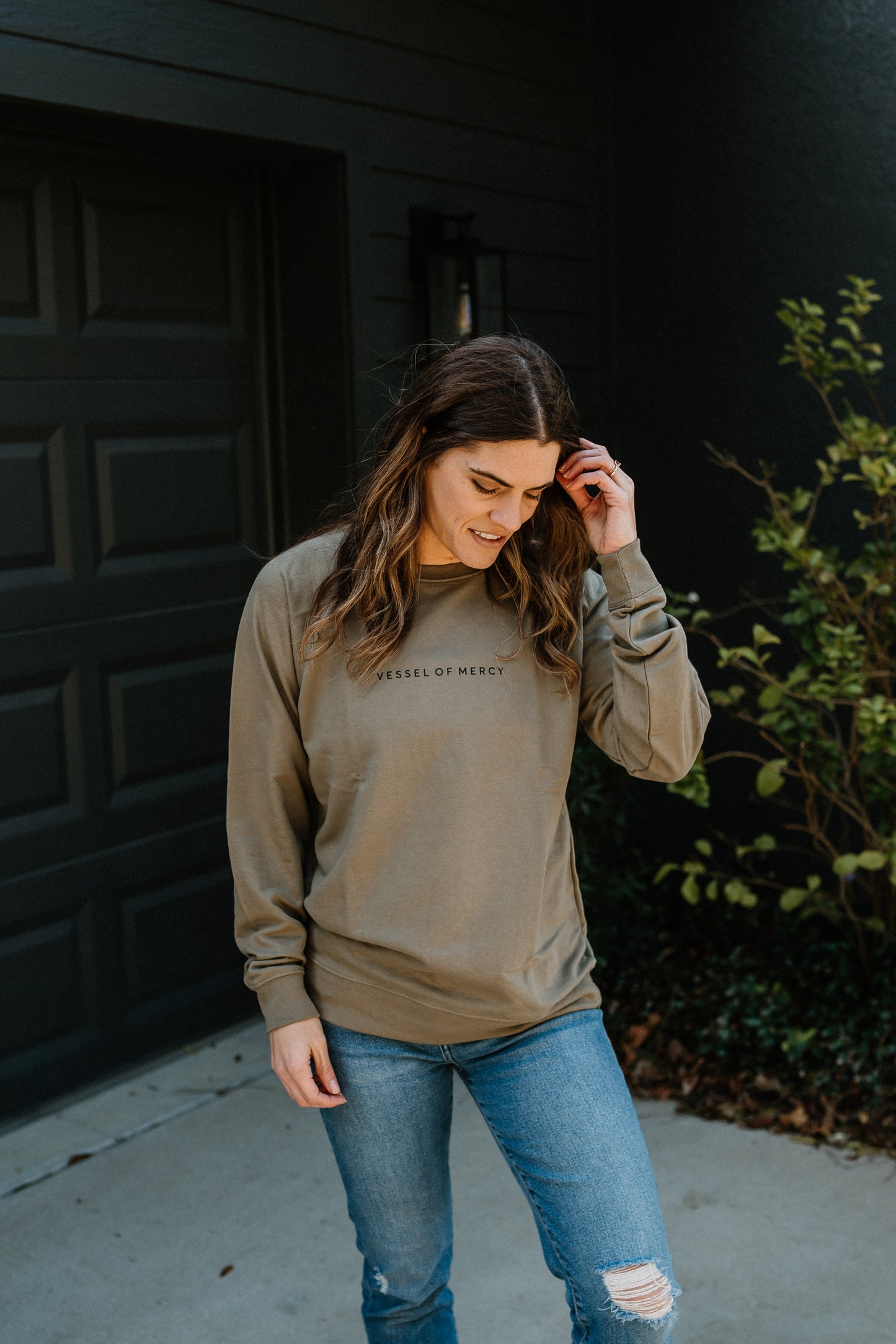 Green long sleeve sweatshirt